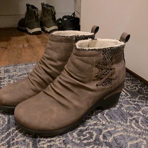 Jambu booties new